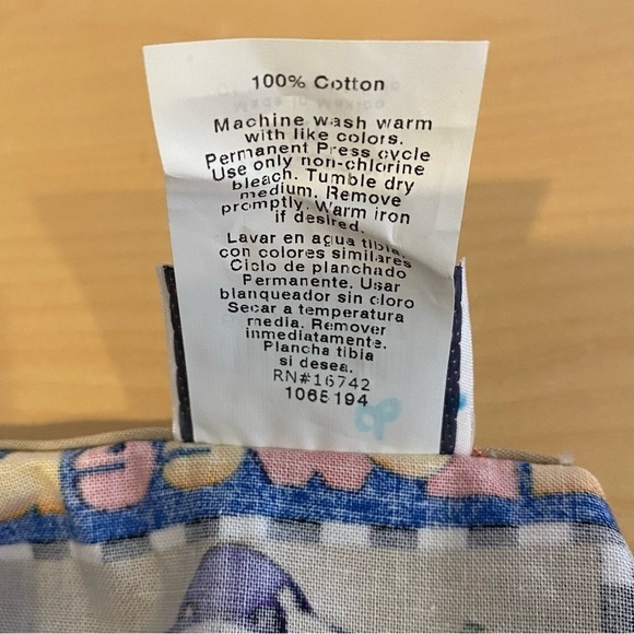 NEW Fundamentals by White Swan women's size XL Halloween Scrub Uniform top - Picture 6 of 8